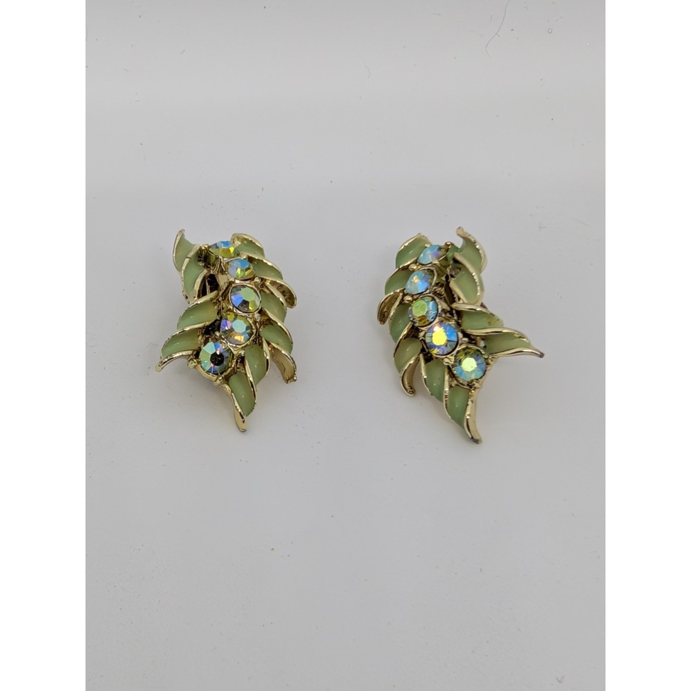 Lisner Green Rhinestone Clip-On Earrings Vtg Aurora‎ Borealis Leaves 1 3/4in